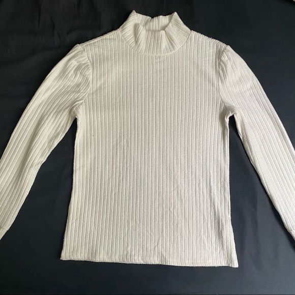 Turtle neck sweater - Picture 4 of 7